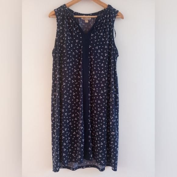 Michael Kors Dresses & Skirts - Michael Kors Navy Blue Floral Lace Trim V-Neck Midi Shift Dress XL